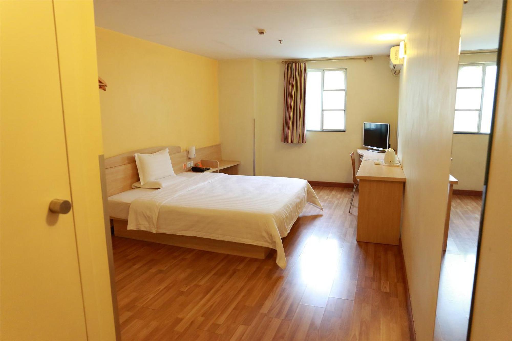 7Days Inn Beijing Shunyi Development Zone Xiandai Auto Mall ภายนอก รูปภาพ